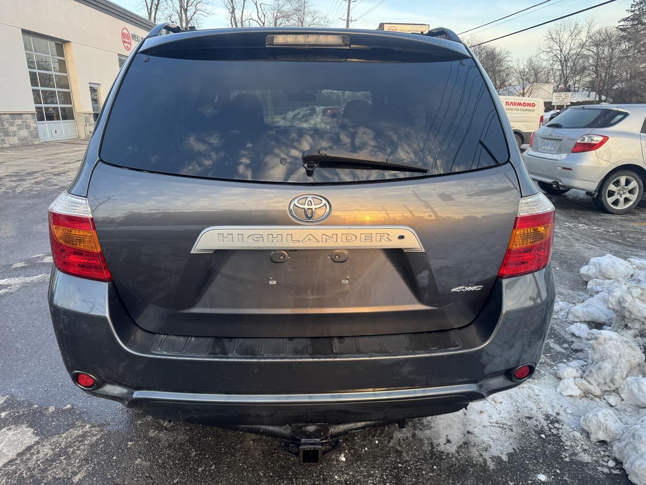 2010 Toyota Highlander Sport Photo3