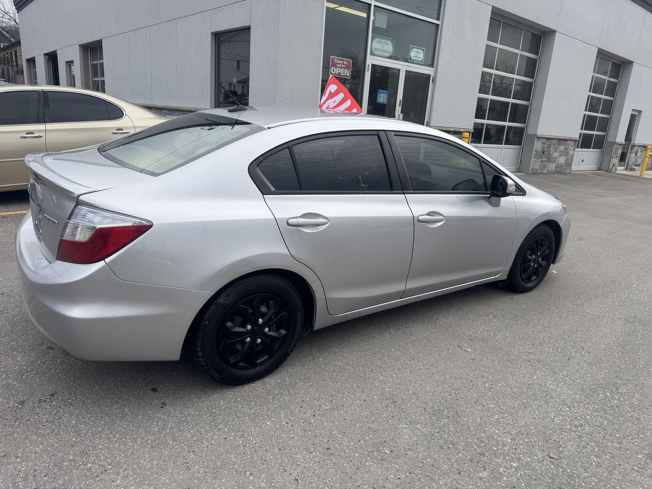 2012 Honda Civic Hybrid Photo