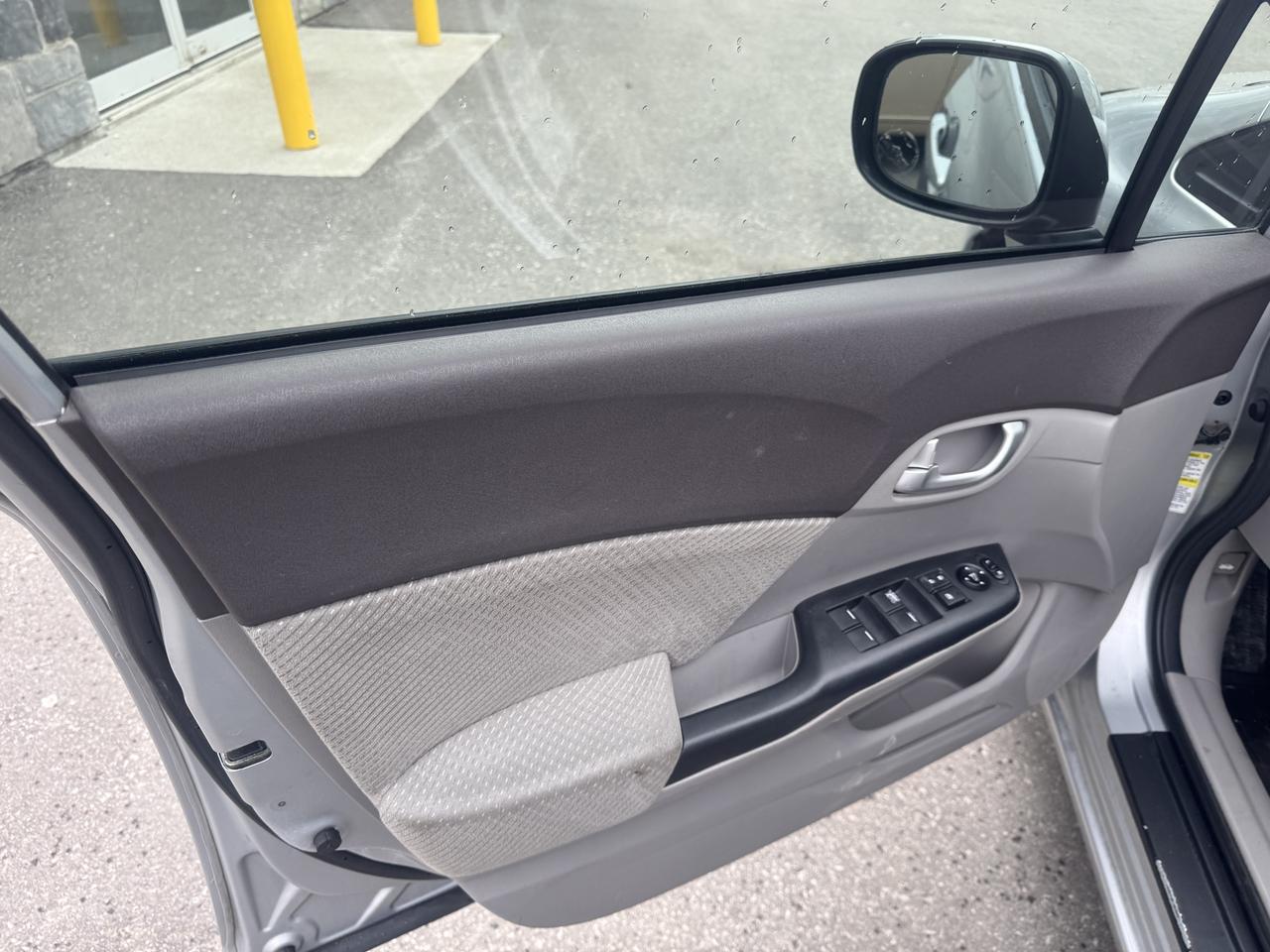 2012 Honda Civic Hybrid Photo