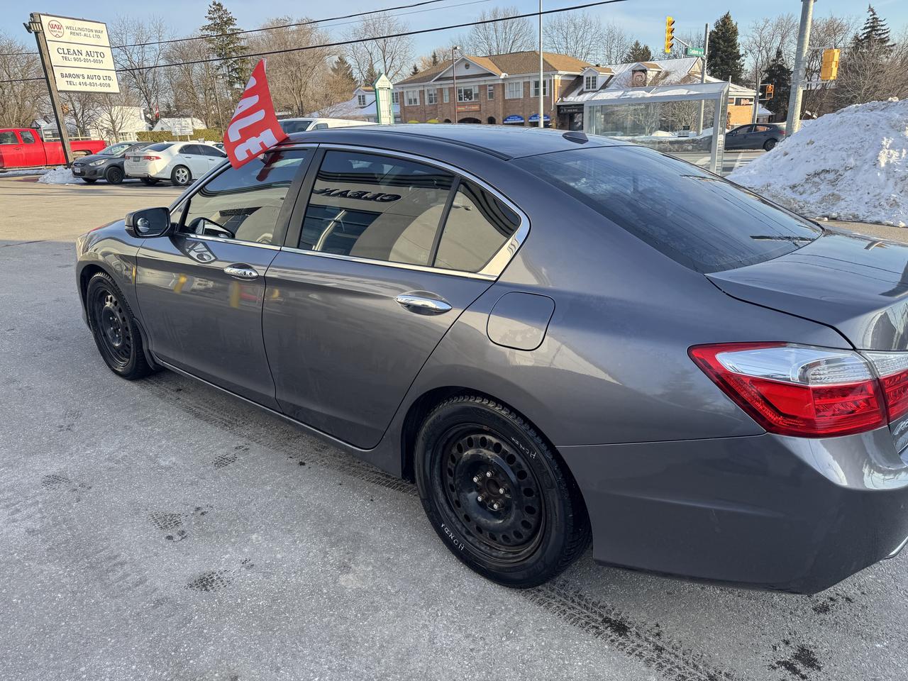 2015 Honda Accord Touring Photo2