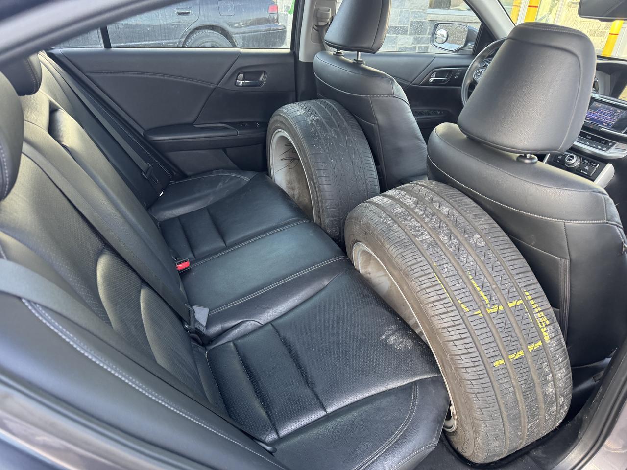 2015 Honda Accord Touring Photo