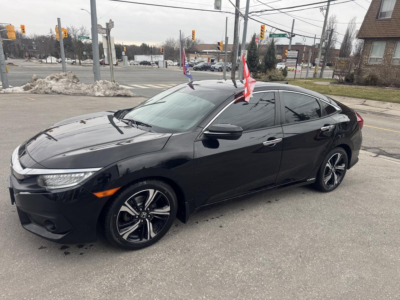 2017 Honda Civic Touring Photo