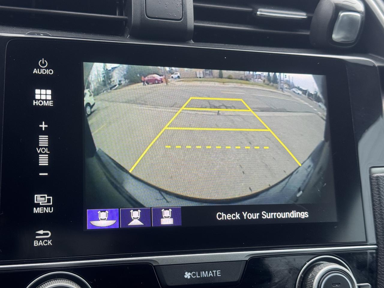 2017 Honda Civic Touring Photo