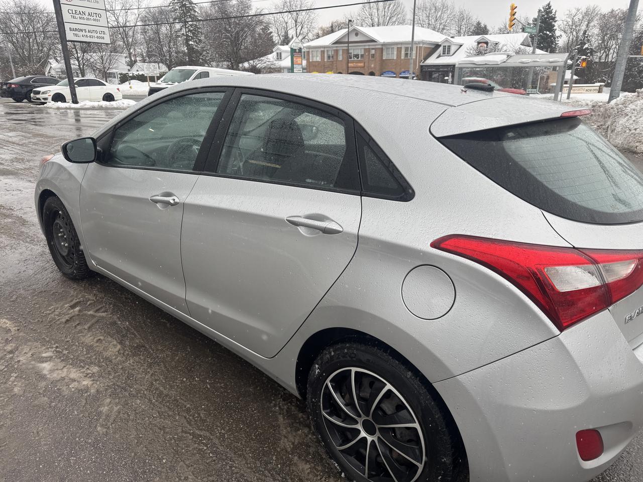 2014 Hyundai Elantra GT  Photo2
