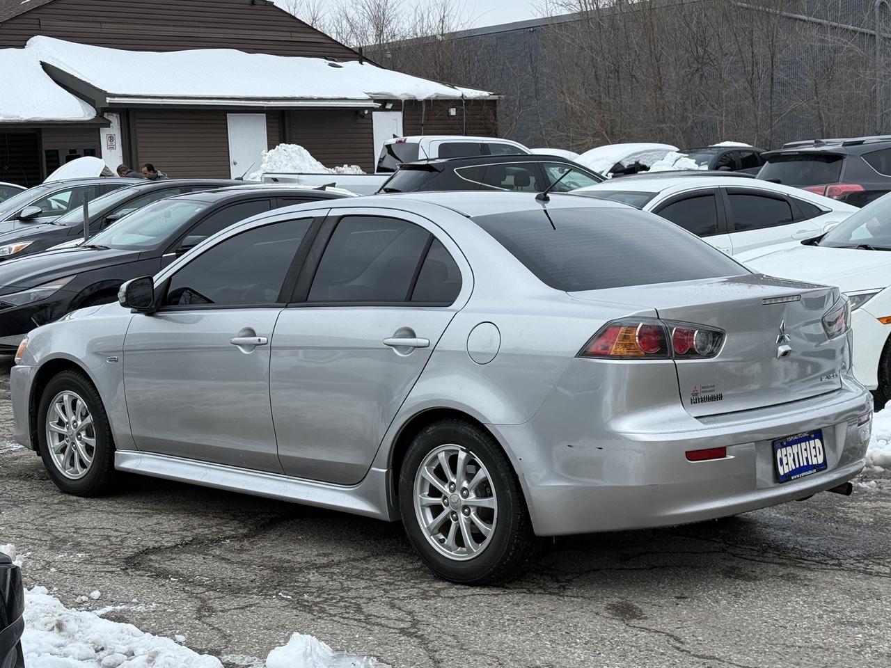2017 Mitsubishi Lancer ES Photo