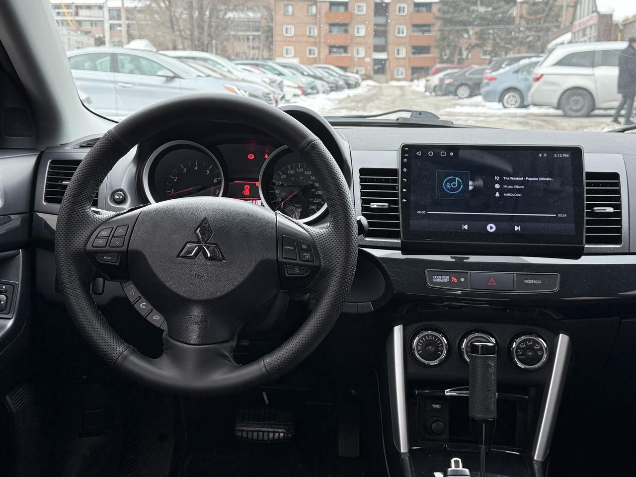 2017 Mitsubishi Lancer ES Photo