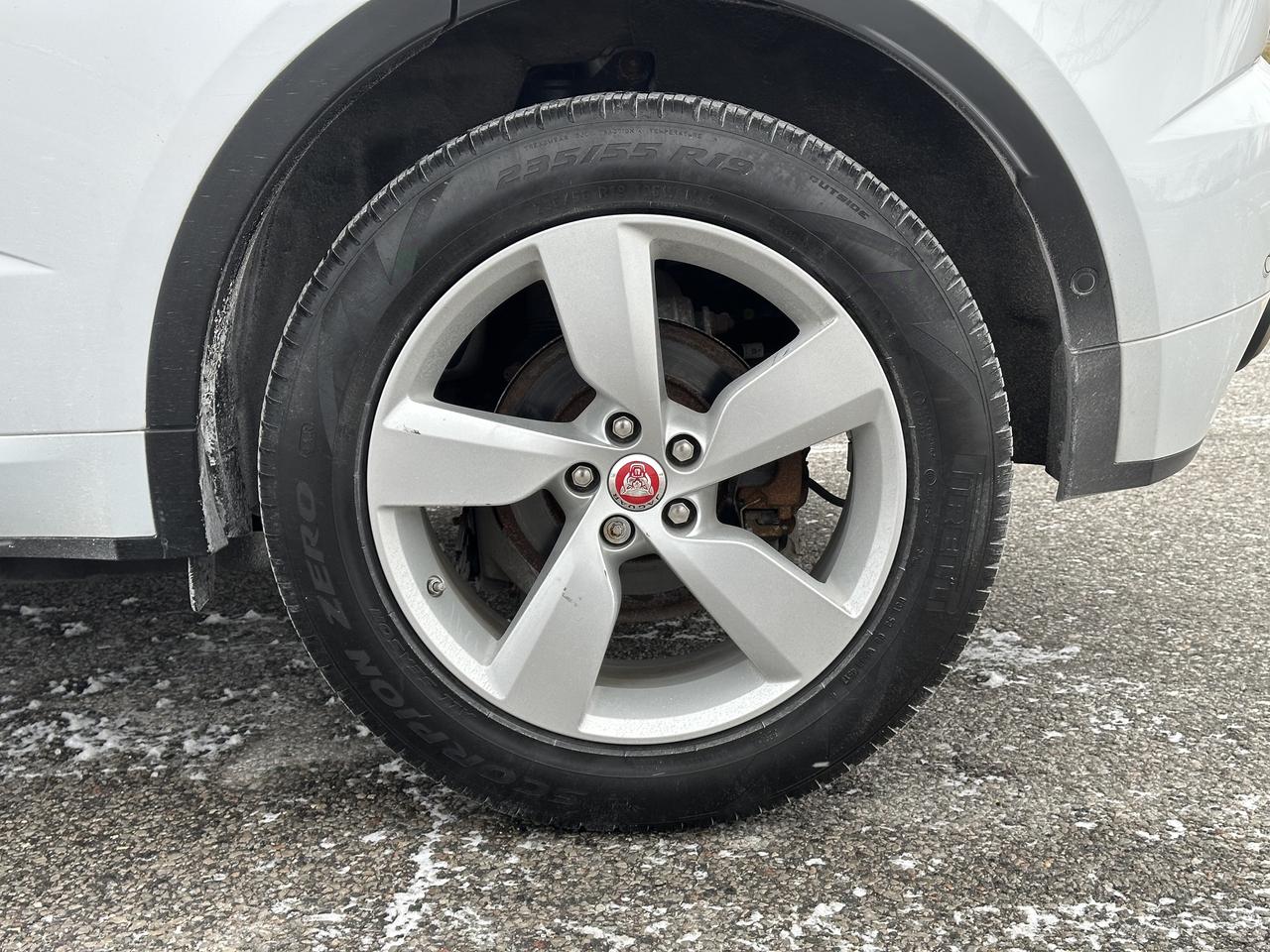 2018 Jaguar E-Pace R-Dynamic se Photo