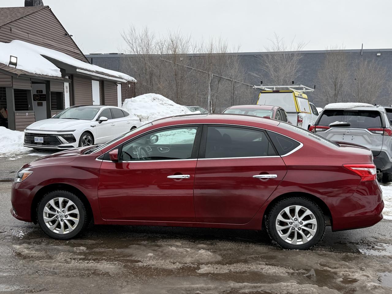 2018 Nissan Sentra SV Photo