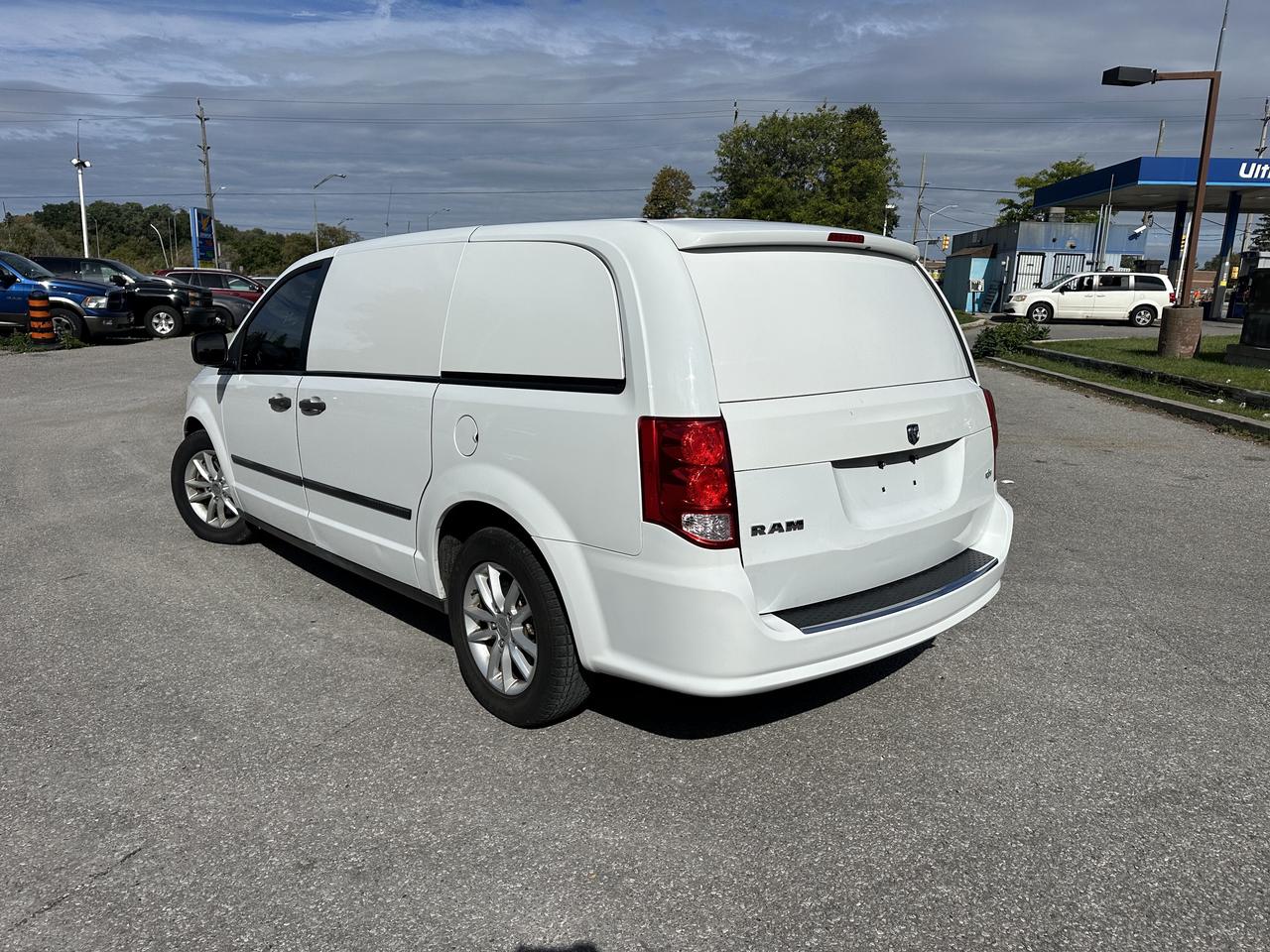 2015 RAM Cargo Van Base Photo