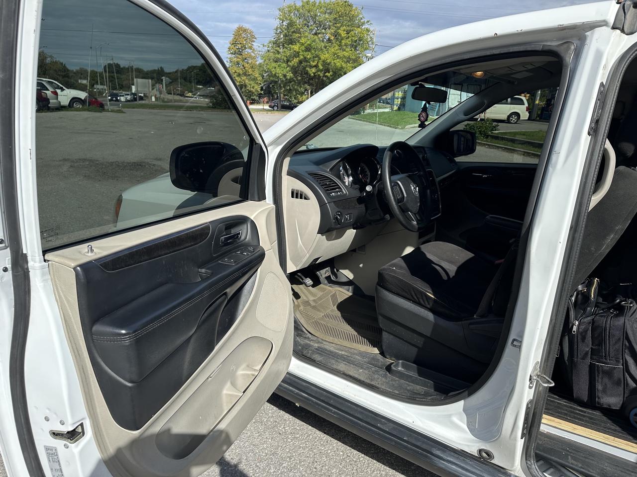 2015 RAM Cargo Van Base Photo