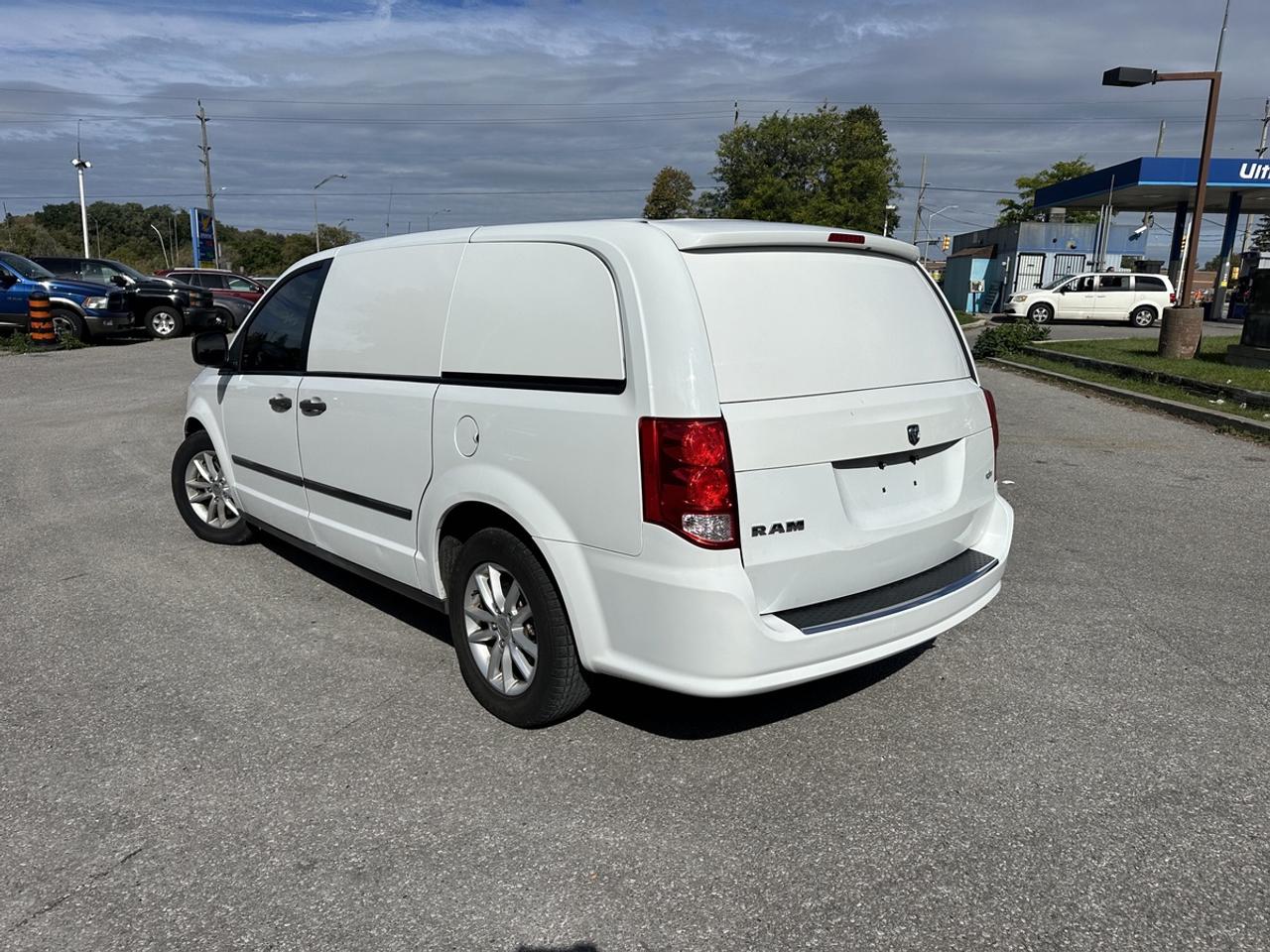 2015 RAM Cargo Van Base Photo