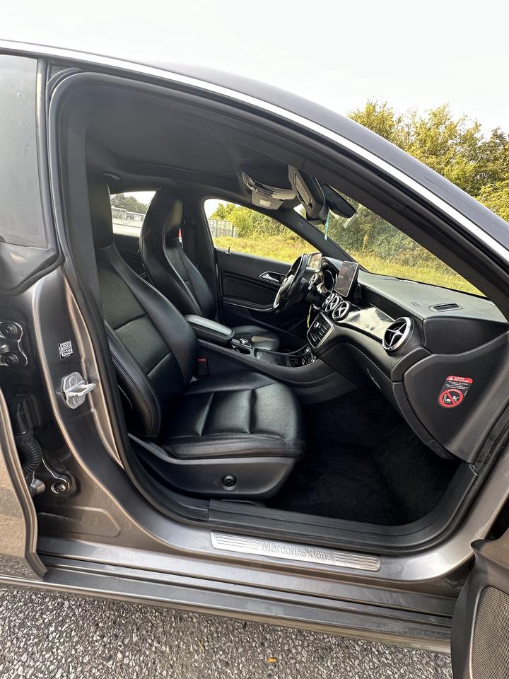 2015 Mercedes-Benz CLA-Class CLA250 4MATIC Photo
