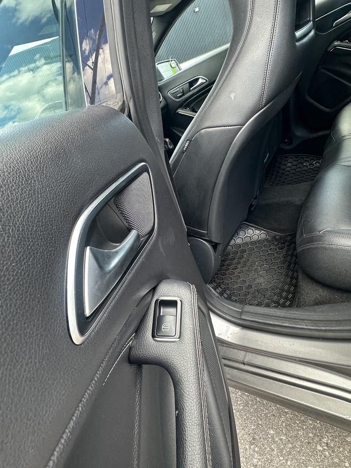 2015 Mercedes-Benz CLA-Class CLA250 4MATIC Photo