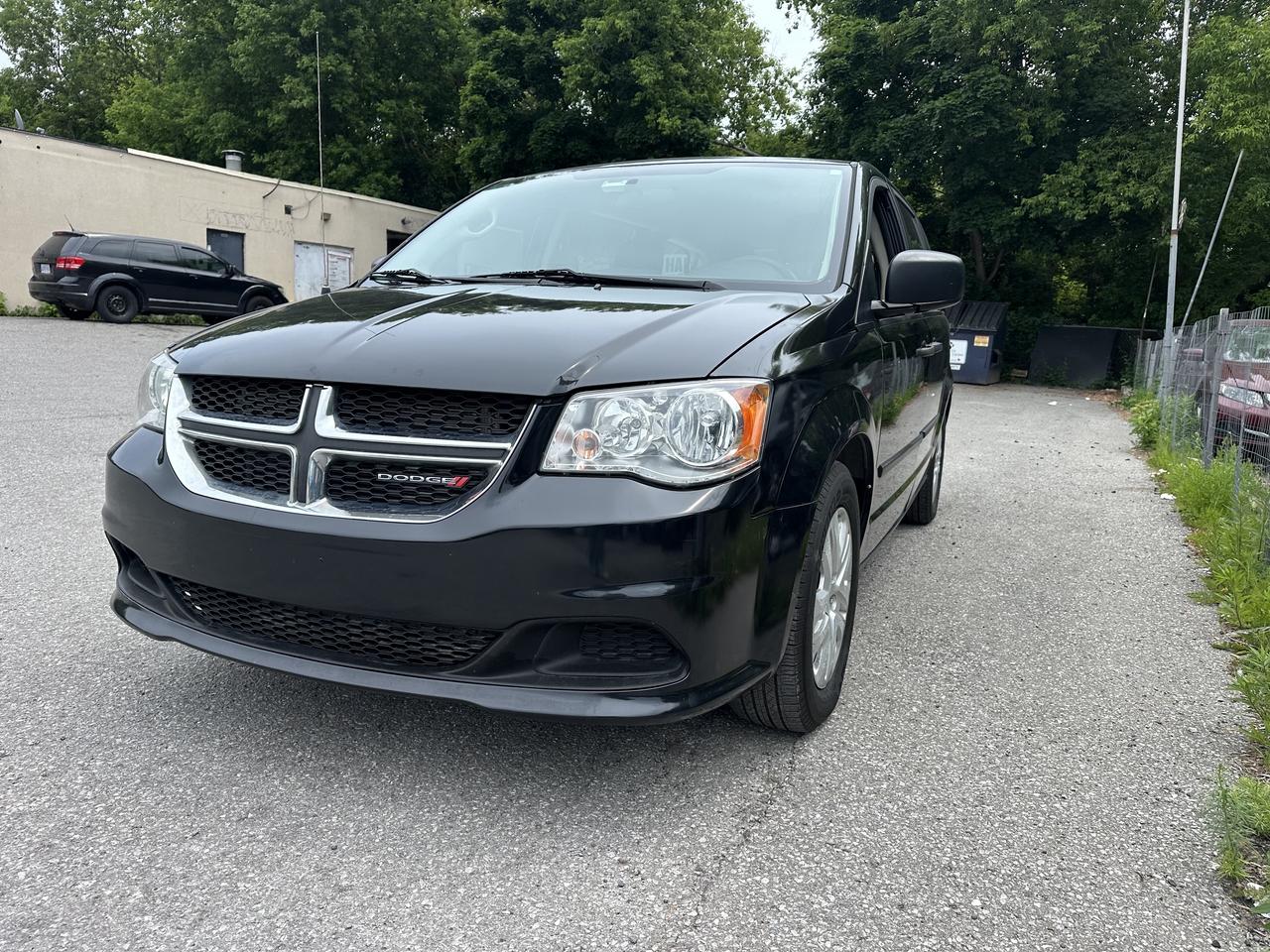 2017 Dodge Grand Caravan SE Photo