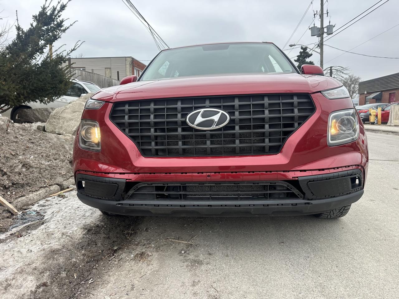 2020 Hyundai Venue SE Photo