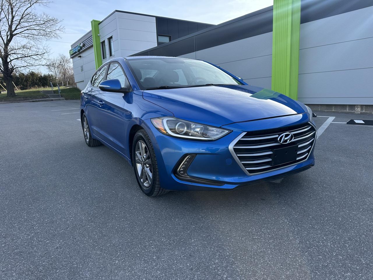 2018 Hyundai Elantra Limited Photo0