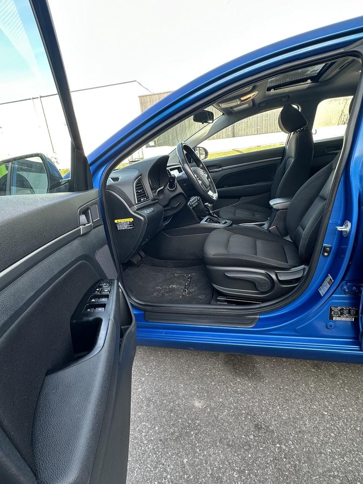 2018 Hyundai Elantra Limited Photo