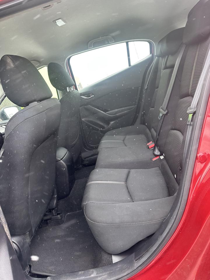 2017 Mazda MAZDA3 i Touring Photo