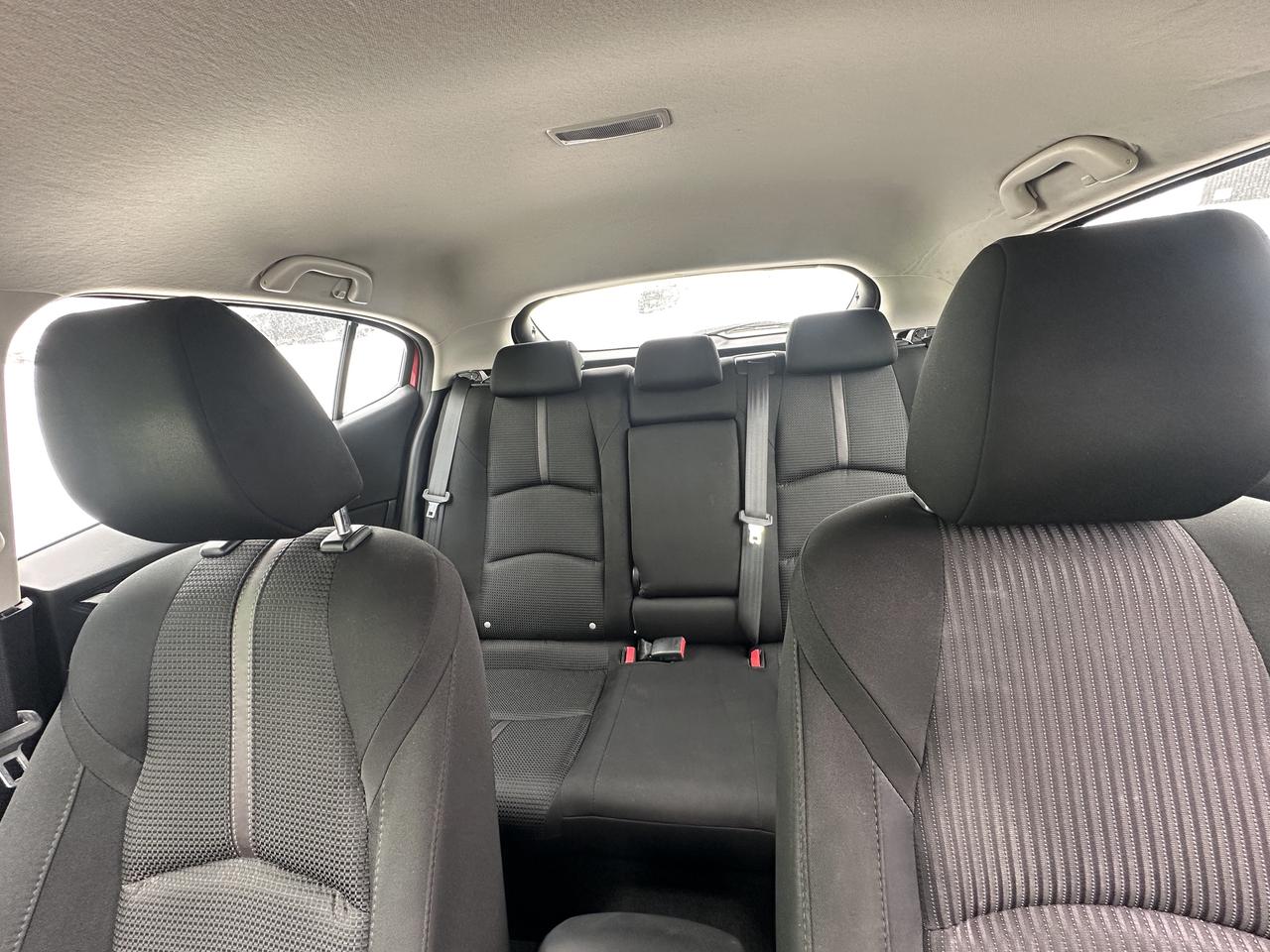 2017 Mazda MAZDA3 i Touring Photo