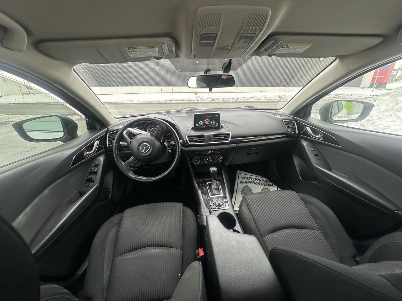 2015 Mazda MAZDA3 i Touring Photo