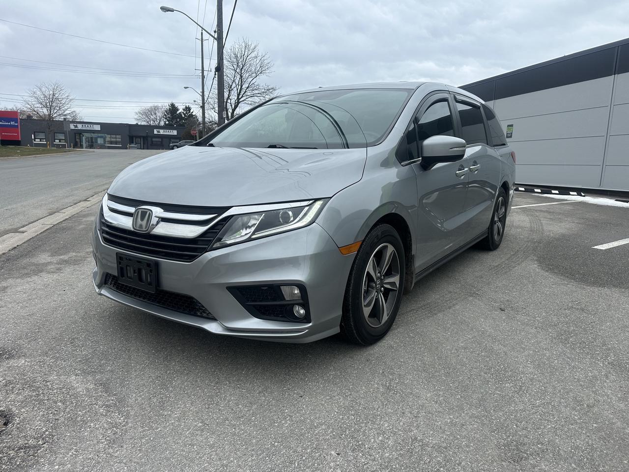 2019 Honda Odyssey EX Photo3