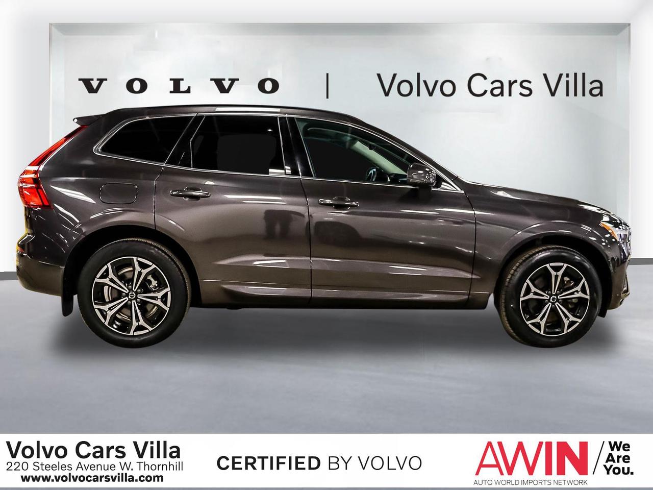 2022 Volvo XC60 B6 AWD Momentum Photo2