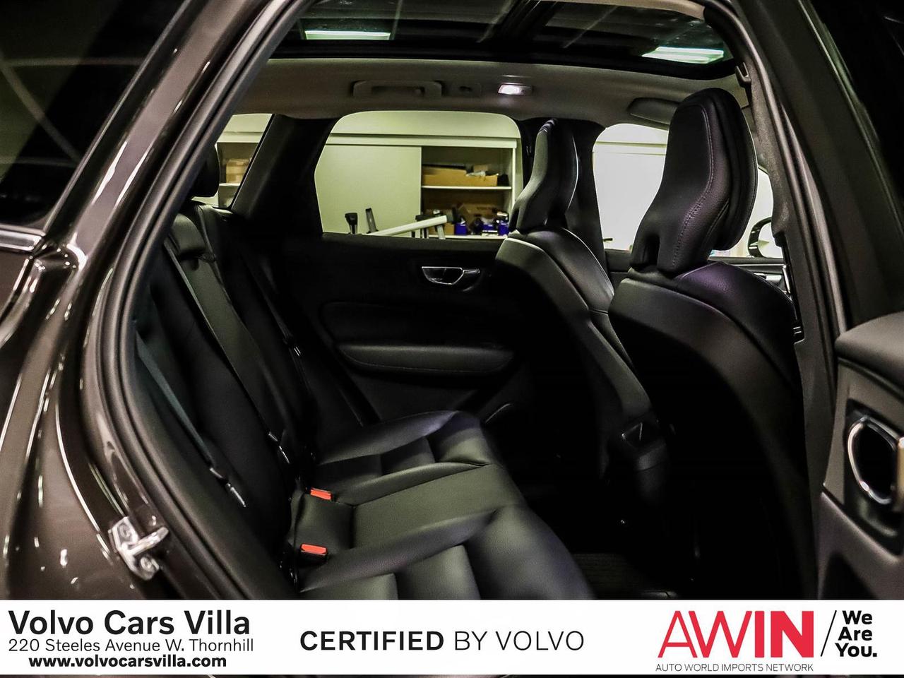 2022 Volvo XC60 B6 AWD Momentum Photo