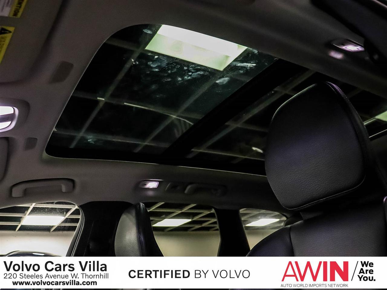 2022 Volvo XC60 B6 AWD Momentum Photo