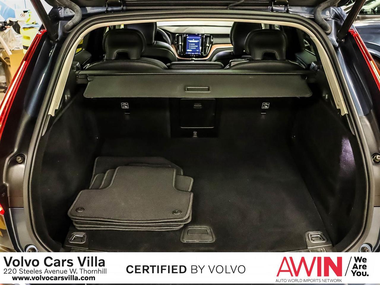 2023 Volvo XC60 B6 AWD Plus - Bright Photo