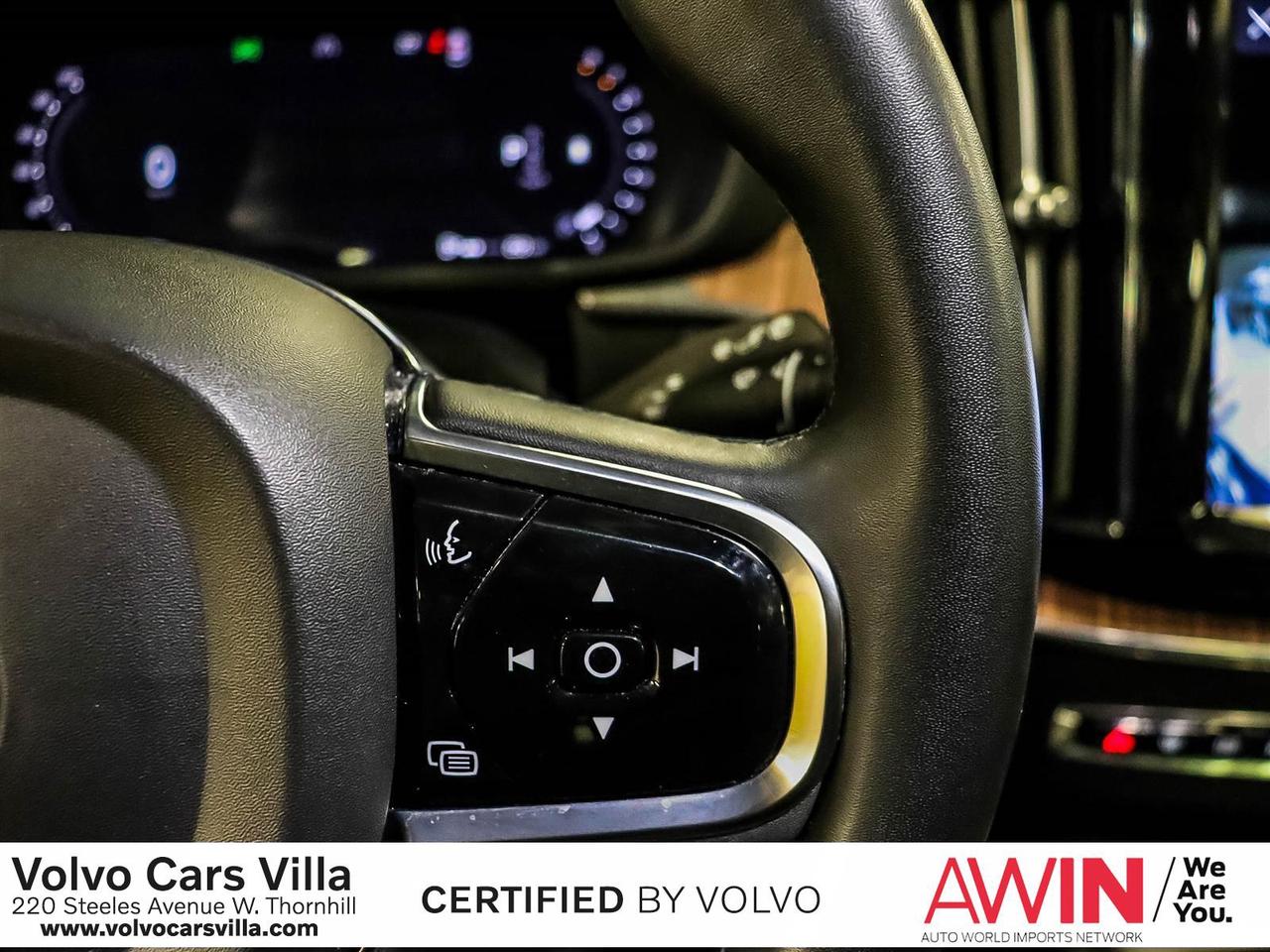 2023 Volvo XC60 B6 AWD Plus - Bright Photo