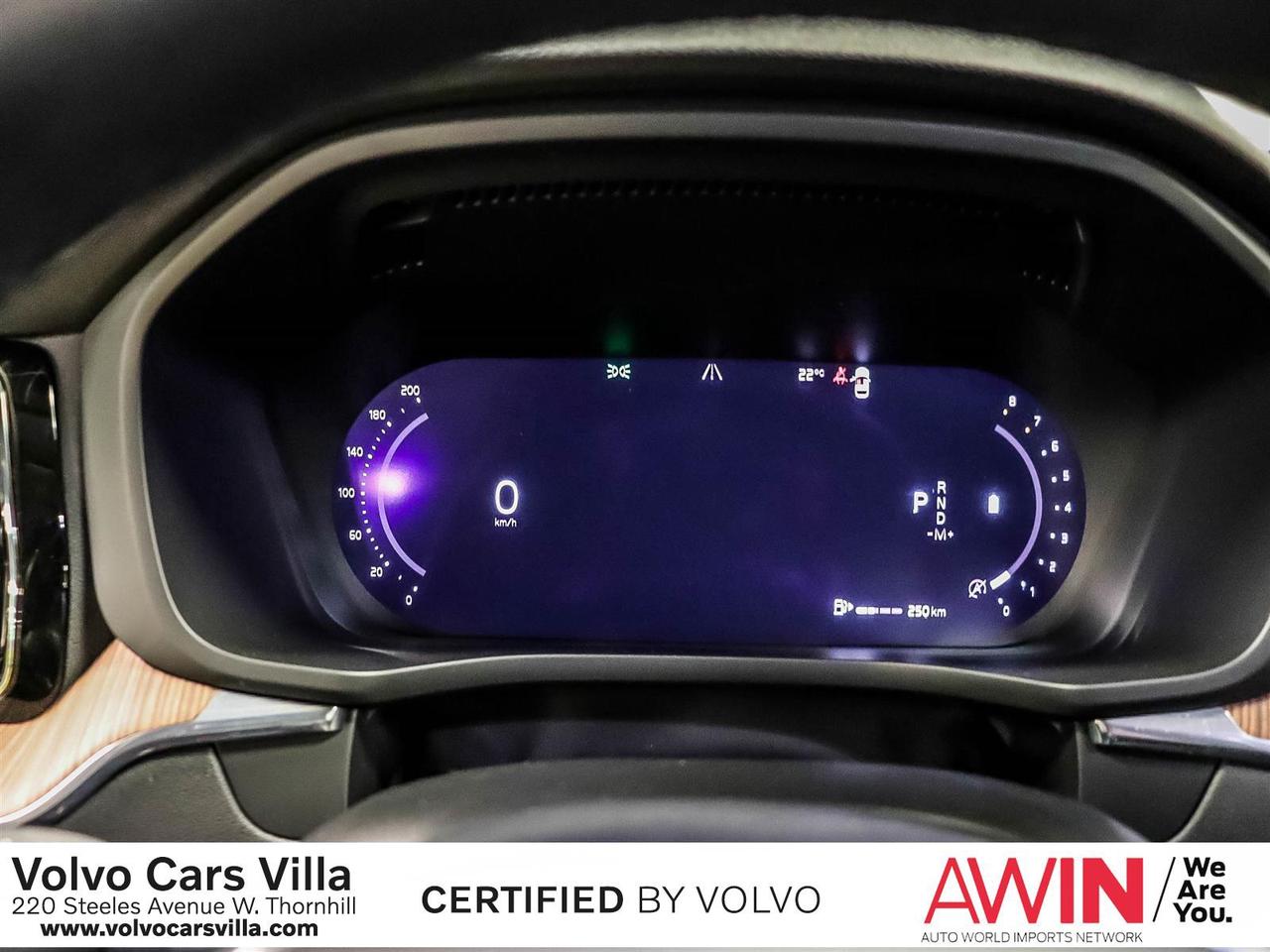 2023 Volvo XC60 B6 AWD Plus - Bright Photo