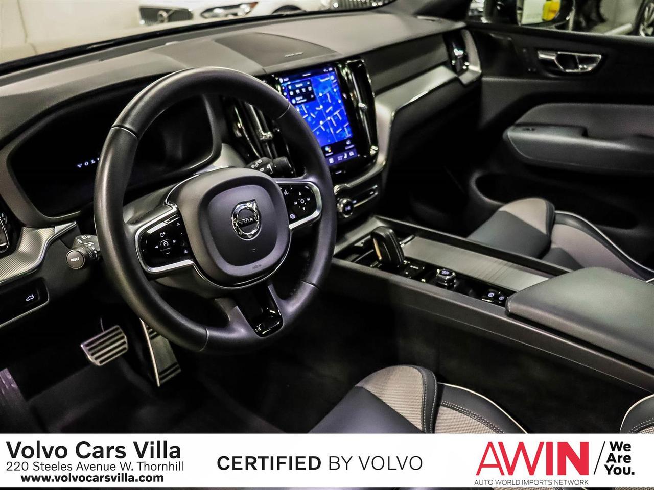 2022 Volvo XC60 B6 AWD R-Design Photo4