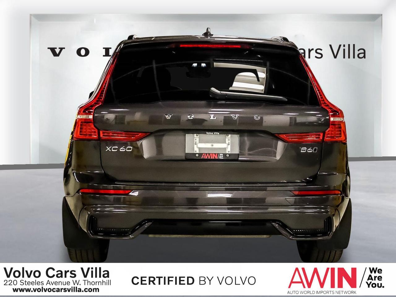 2022 Volvo XC60 B6 AWD R-Design Photo