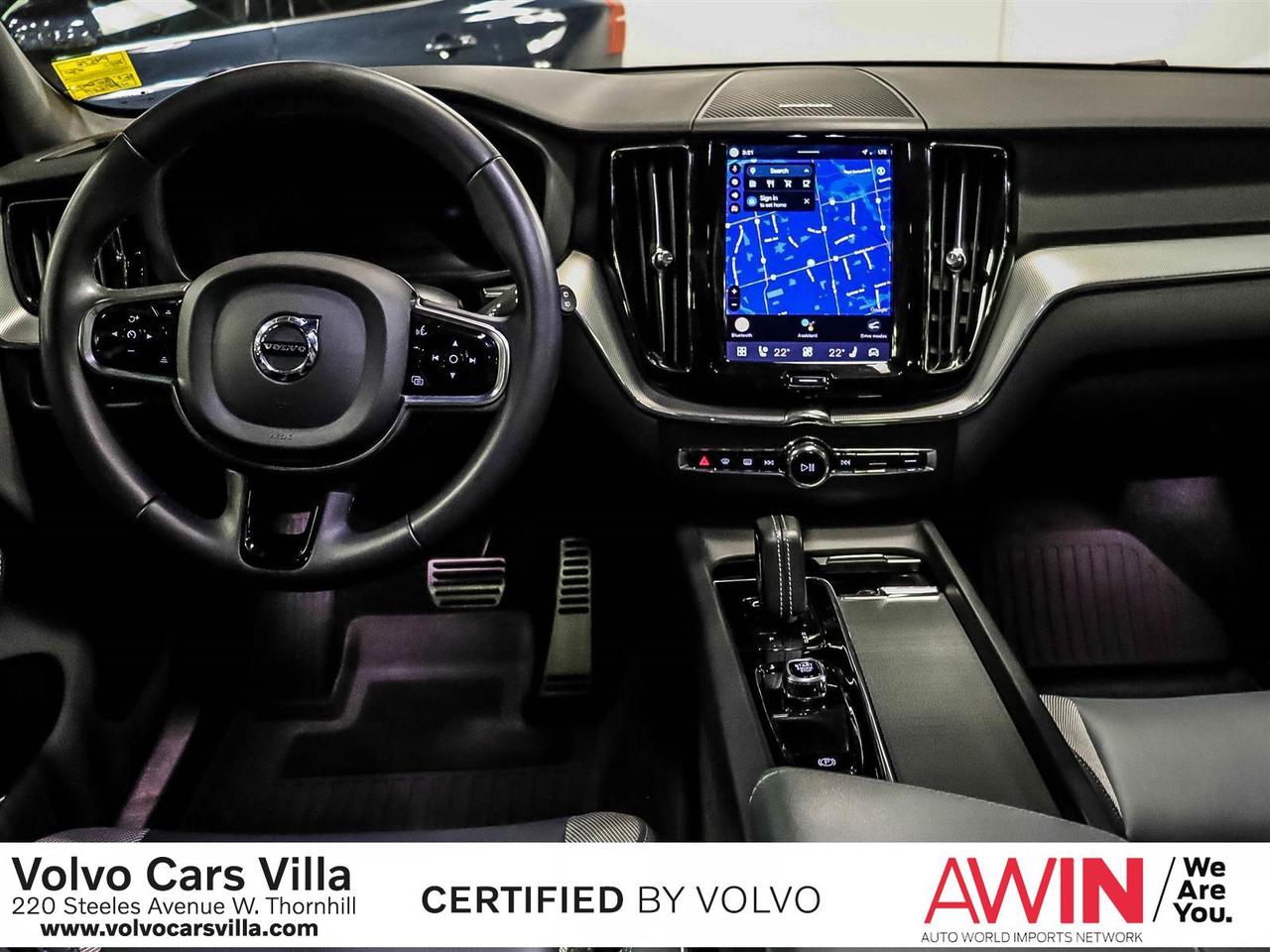 2022 Volvo XC60 B6 AWD R-Design Photo