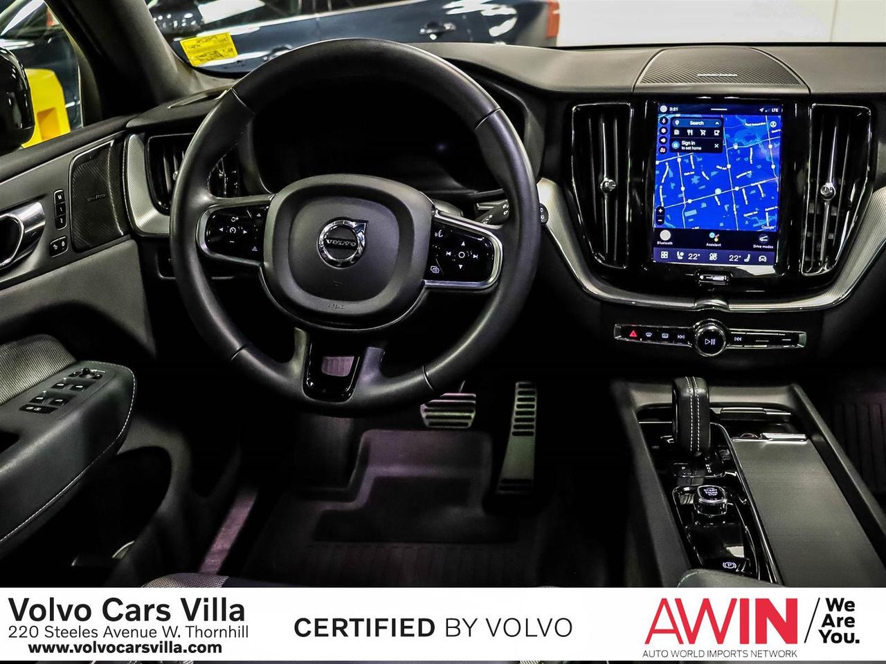 2022 Volvo XC60 B6 AWD R-Design Photo