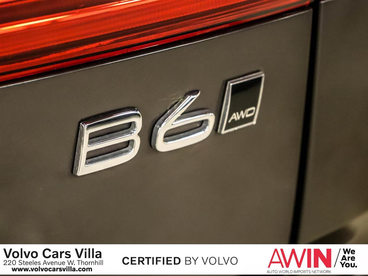 2022 Volvo XC60 B6 AWD R-Design Photo
