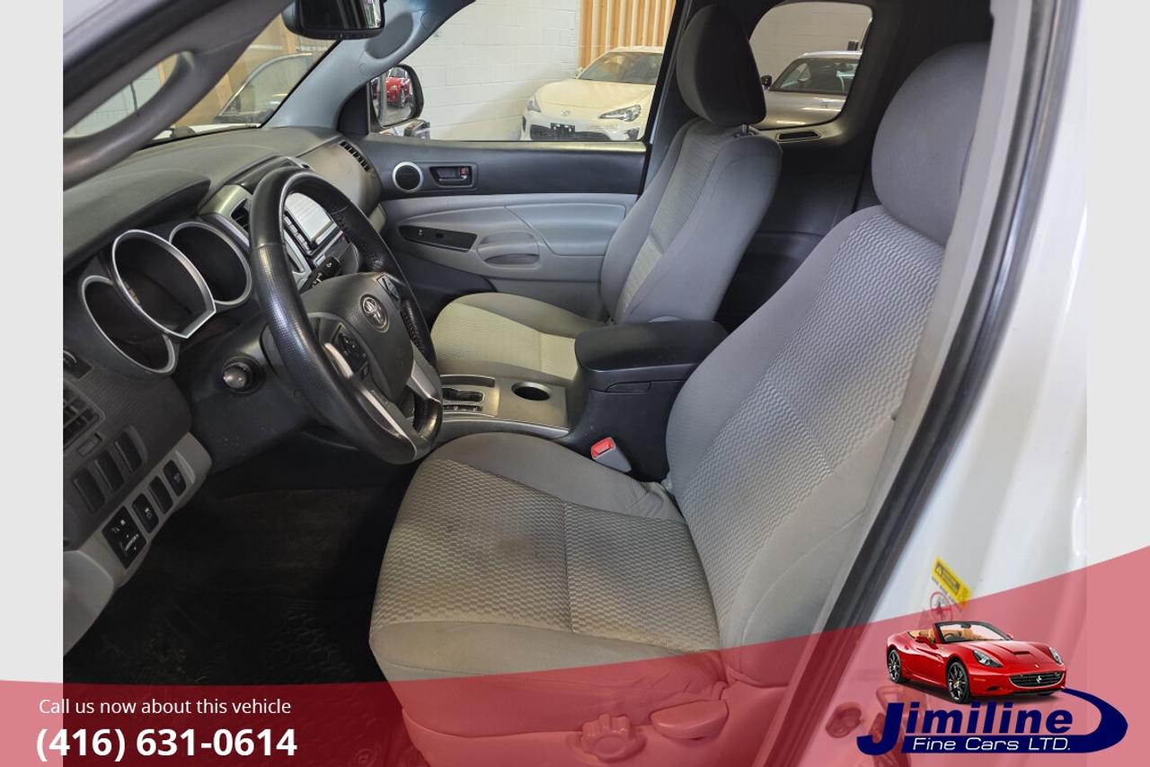 2015 Toyota Tacoma SR5 V6 CAB Photo
