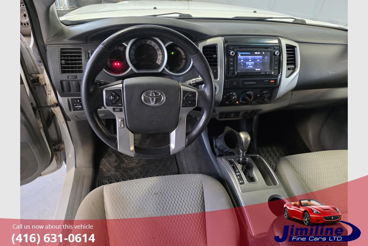 2015 Toyota Tacoma SR5 V6 CAB Photo