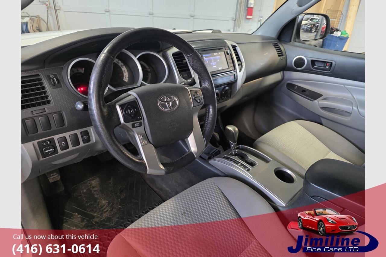 2015 Toyota Tacoma SR5 V6 CAB Photo