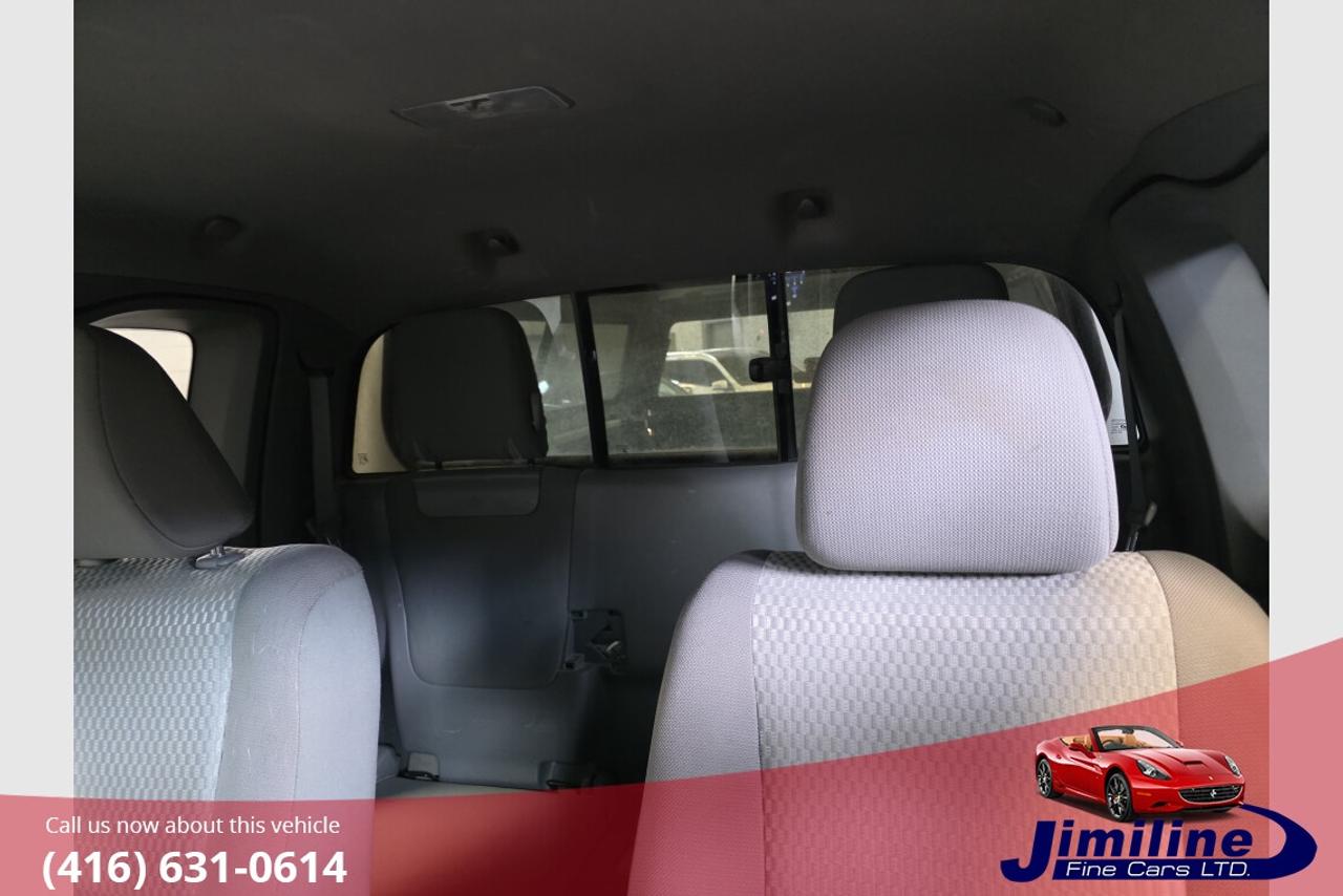 2015 Toyota Tacoma SR5 V6 CAB Photo