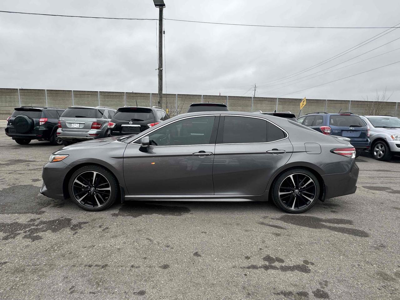 2018 Toyota Camry XSE Photo