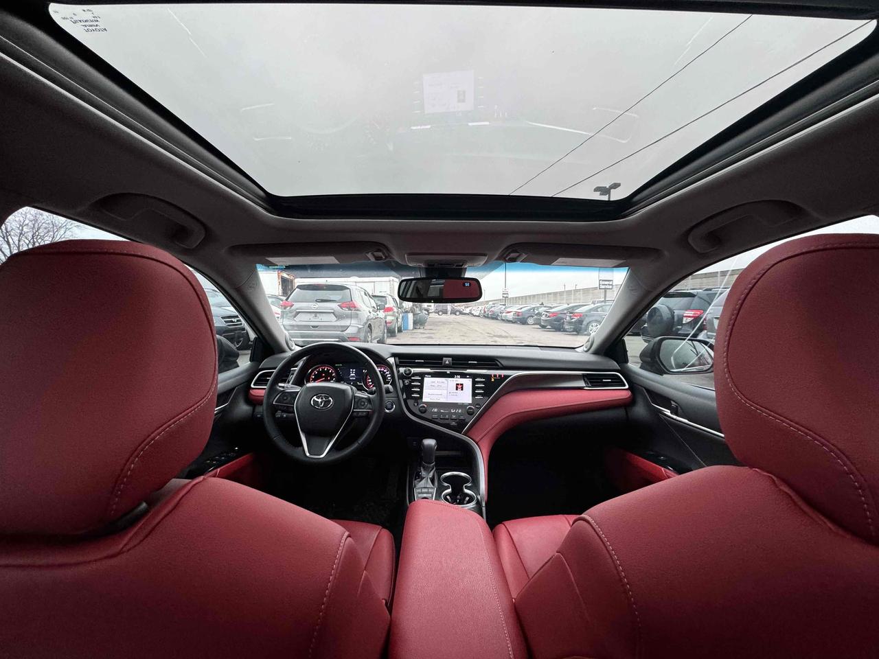 2018 Toyota Camry XSE Photo