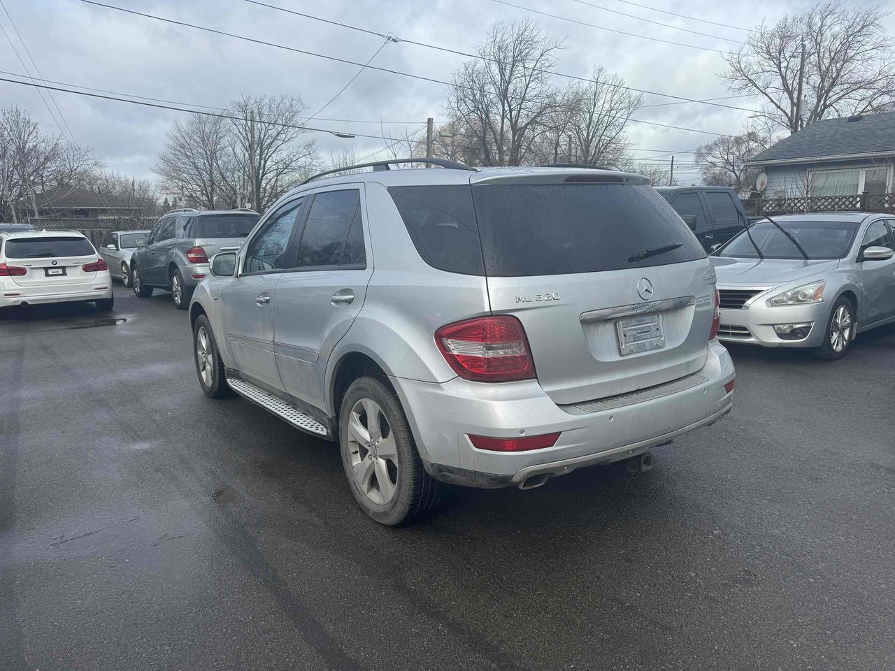 2009 Mercedes-Benz M-Class ML320 BlueTEC Photo4
