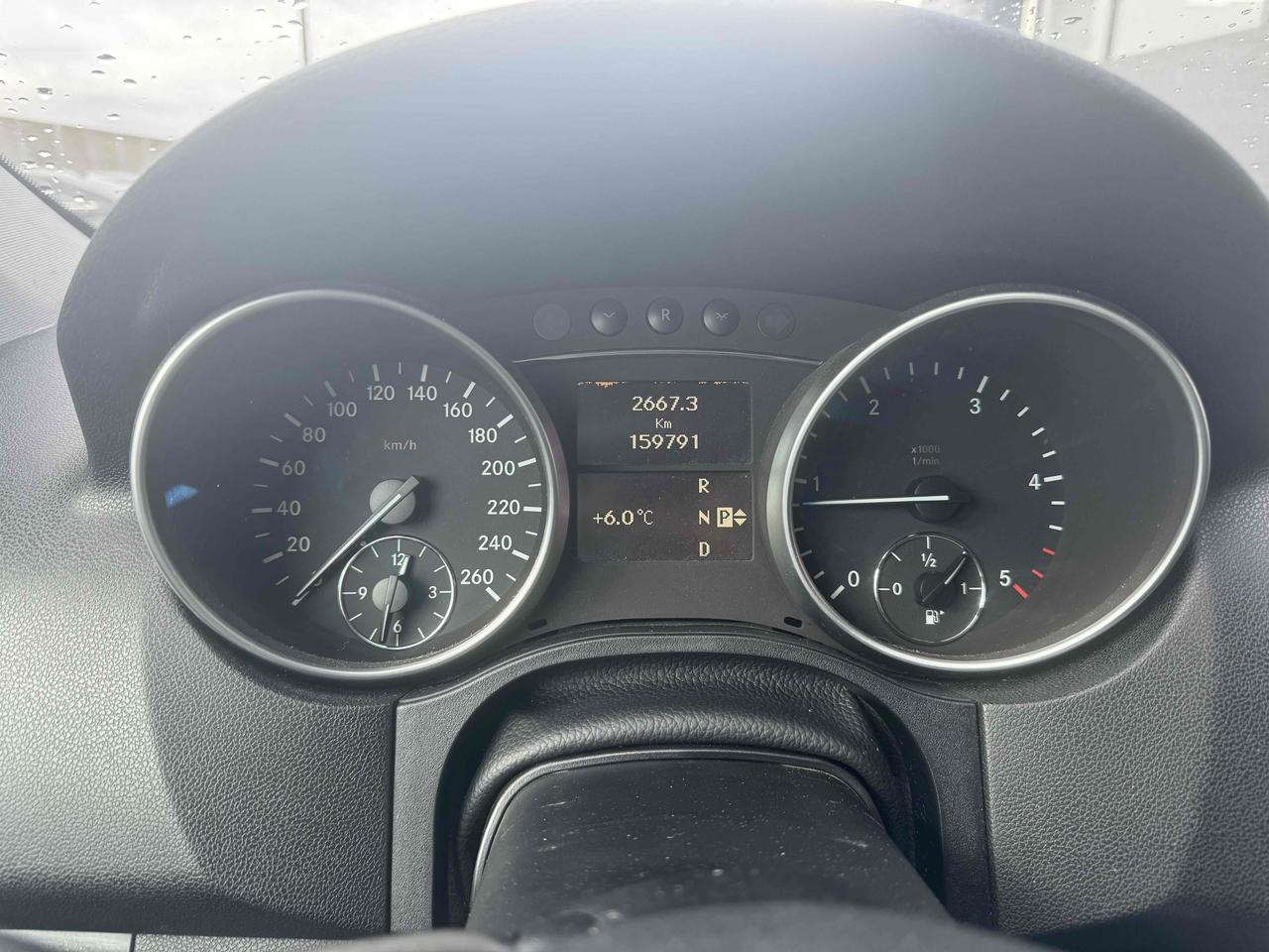 2009 Mercedes-Benz M-Class ML320 BlueTEC Photo