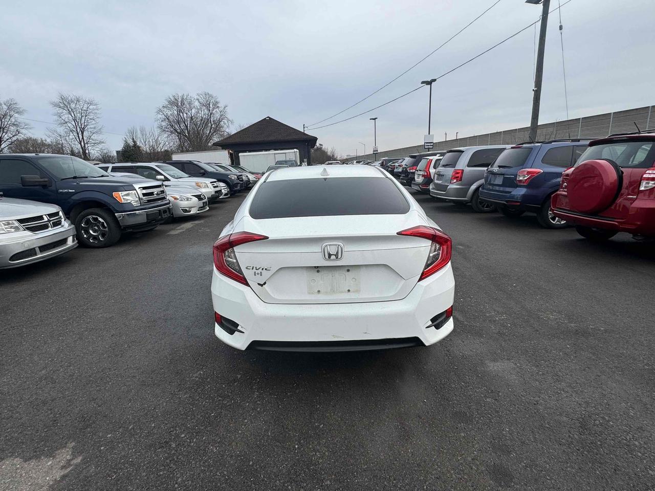 2017 Honda Civic LX Photo