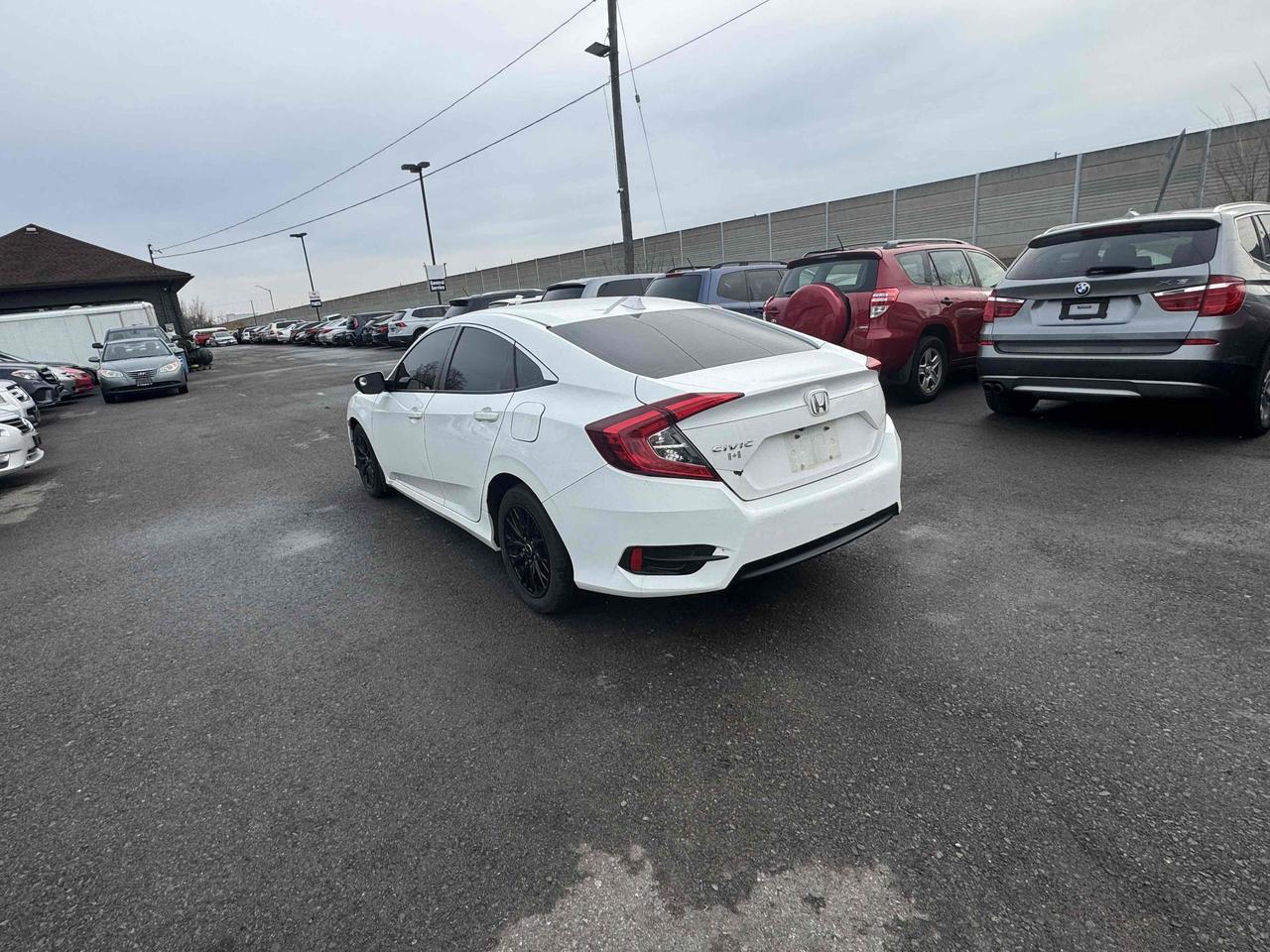 2017 Honda Civic LX Photo