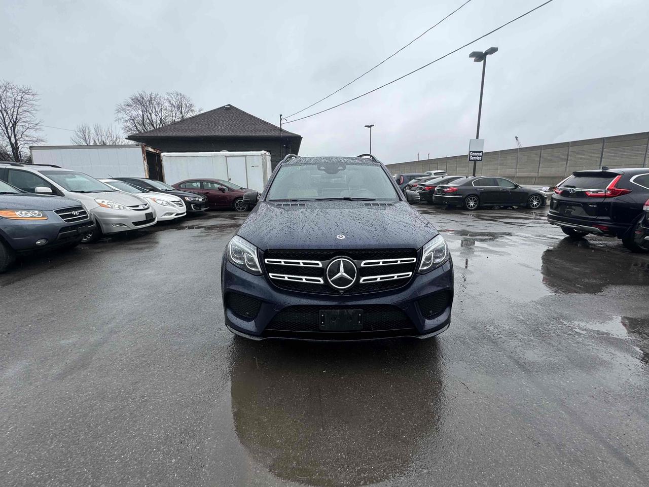 2017 Mercedes-Benz GLS GLS550 4MATIC Photo2