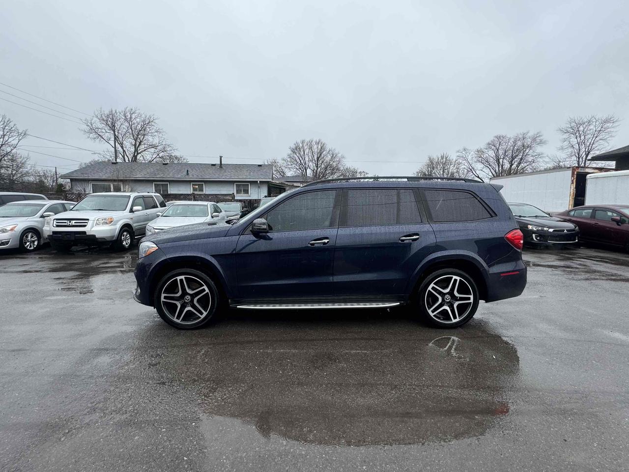 2017 Mercedes-Benz GLS GLS550 4MATIC Photo4