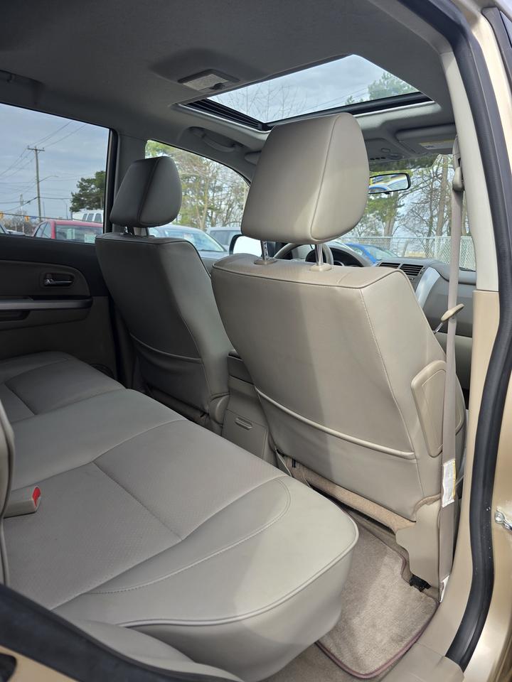 2009 Suzuki Grand Vitara Luxury Photo