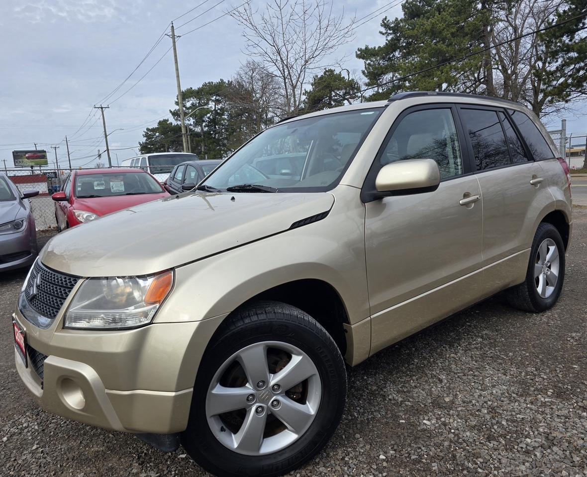 2009 Suzuki Grand Vitara Luxury Photo4